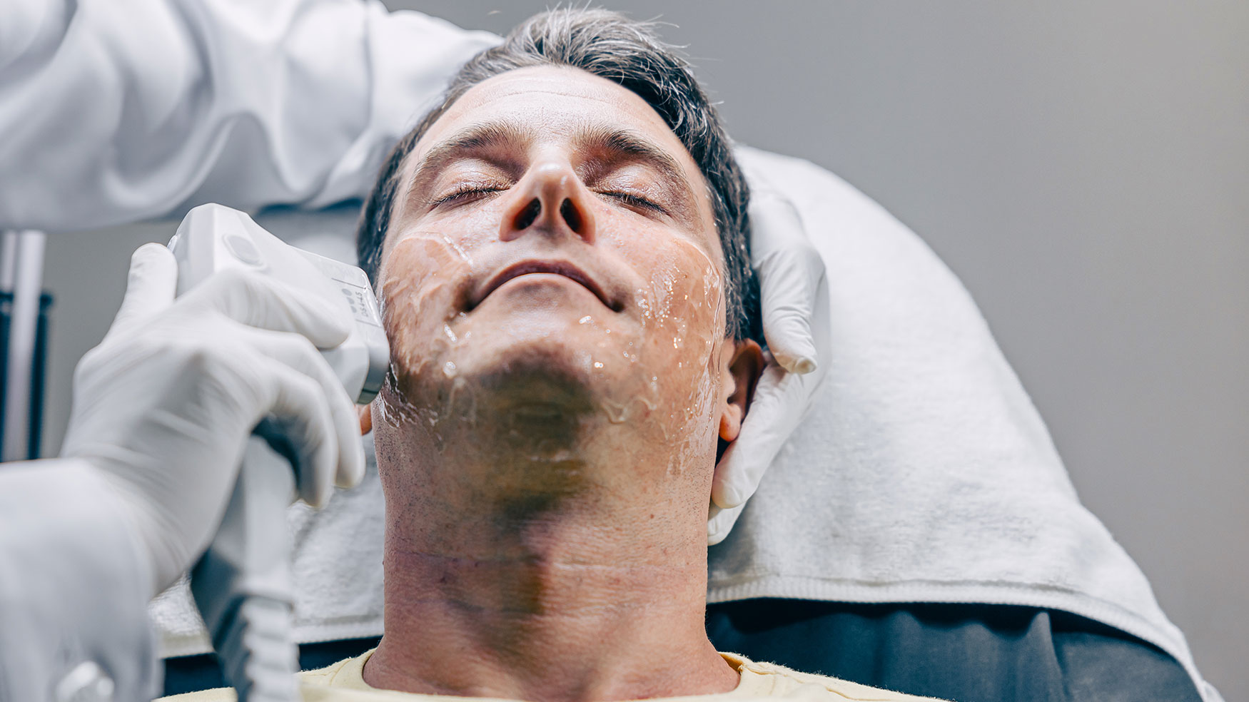 HIFU: el tratamiento estrella para rejuvenecer el cuerpo y la cara sin cirugías